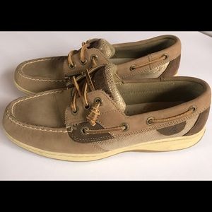 Sperry women’s size 6.5 boat shoes.
